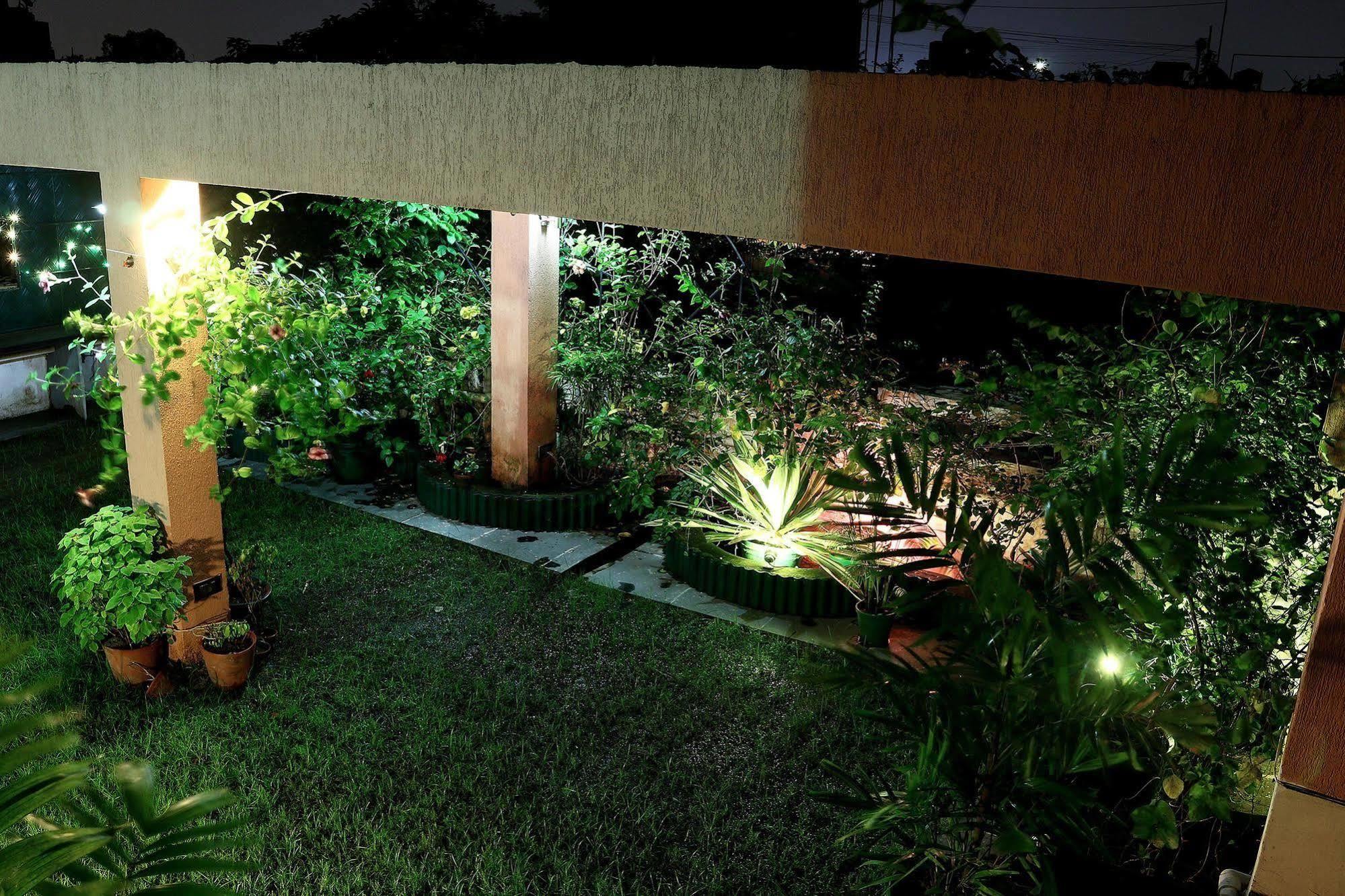Tangerine Guest House Kolkata Exterior photo